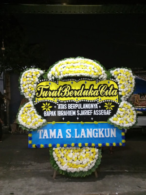 Papan Bunga Duka di Barang